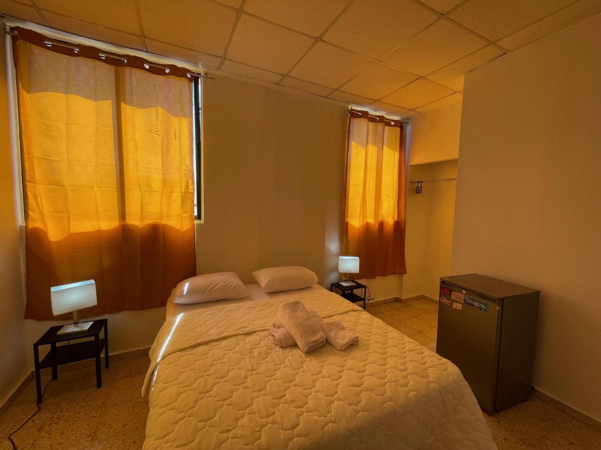 Hotel Colonial Blanco Santo Domingo Buitenkant foto