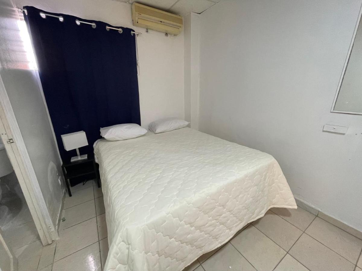 Hotel Colonial Blanco Santo Domingo Buitenkant foto