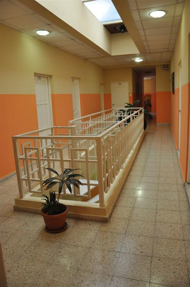 Hotel Colonial Blanco Santo Domingo Buitenkant foto